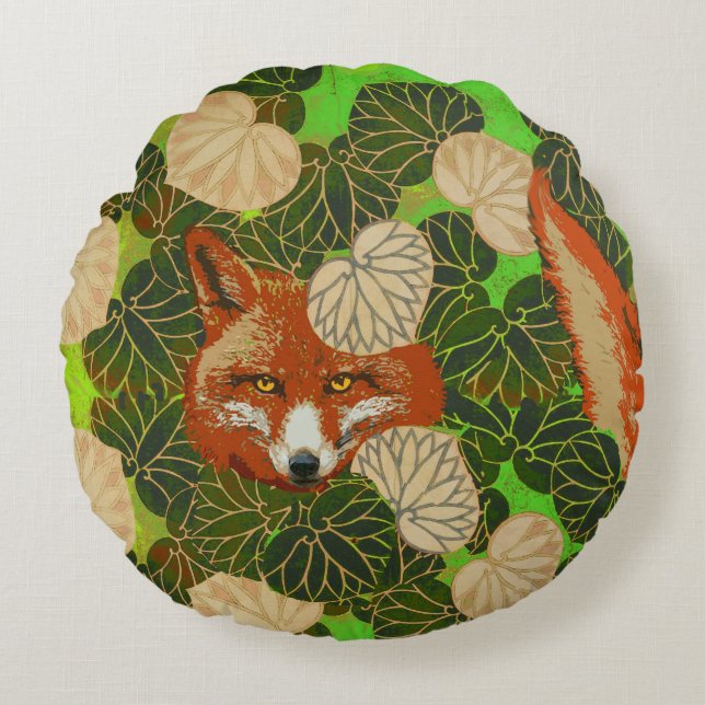 RED FOX AMONG THE GREEN LEAVES AND FOLIAGE ROUND PILLOW (Front)
