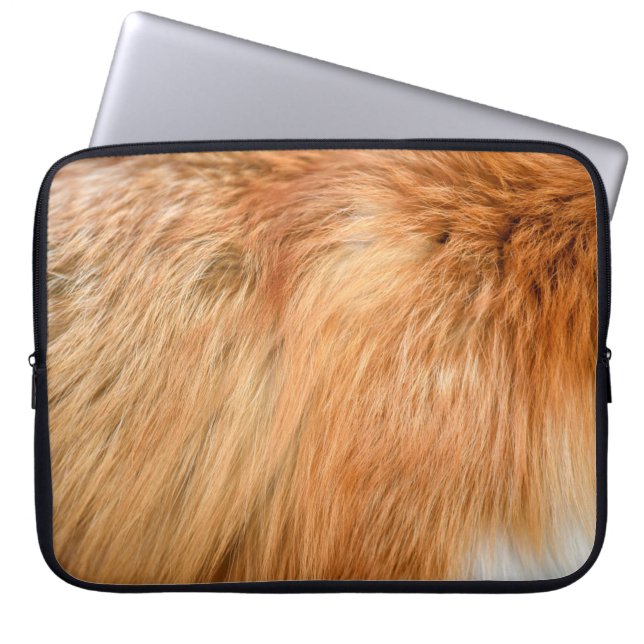Red fox fur texture laptop sleeve (Front)
