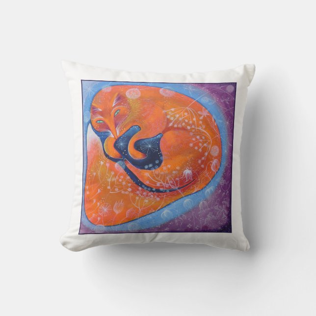 Red Fox. Throw Pillow (Front)
