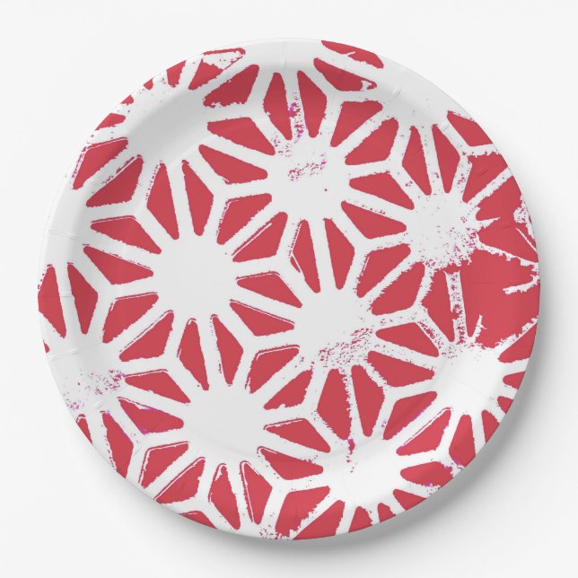 Red geometric pattern paper plates (Front)