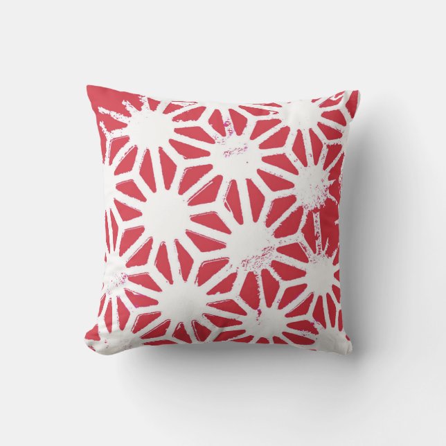 Red geometric pattern throw pillow (Front)