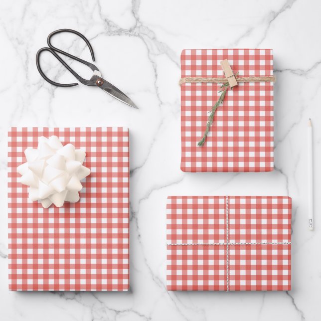 Red Gingham Christmas Wrapping Paper Sheets (Front)
