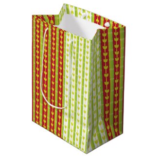Red Green Bamboo Leaves Pattern 