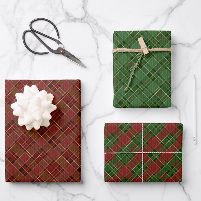 Red Green Gold Plaid Christmas Tartan Wrapping Paper Sheets (Front)