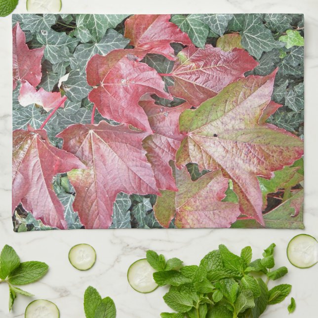 Red green ivy leaves fall autumn season towel (Folded)