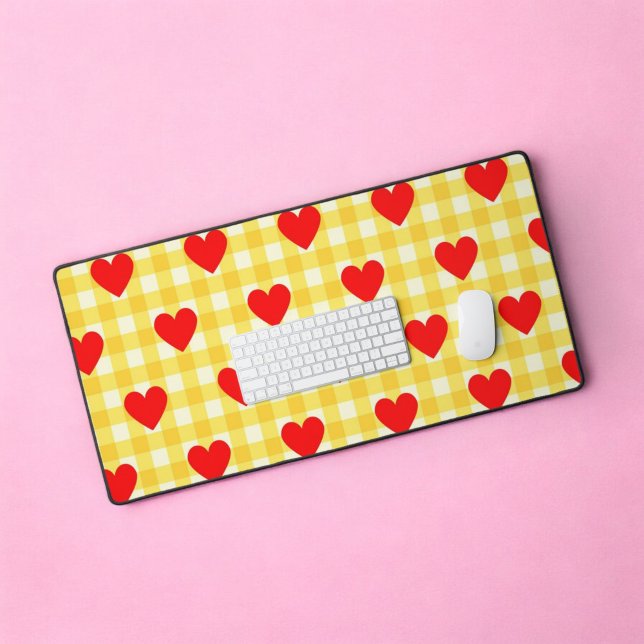 Red Heart Yellow Gingham Valentine's Day Desk Mat (Red Heart Yellow Gingham Valentine's Day Desk Mat)