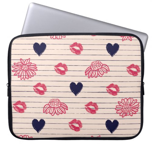 Red hearts lips daisies pattern laptop sleeve