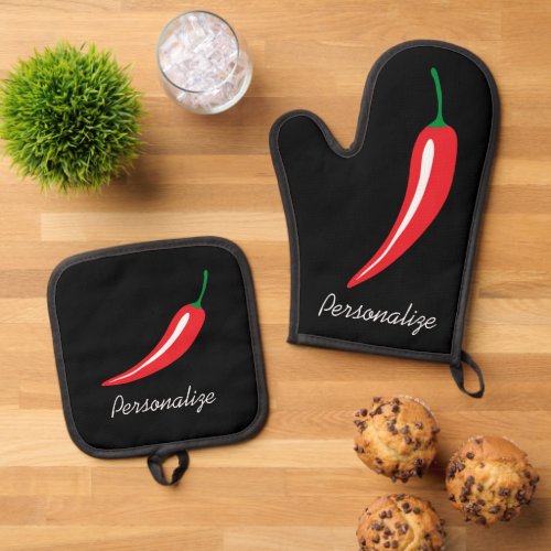 Red hot chili pepper drawing personalized kitchen oven mitt  pot holder set