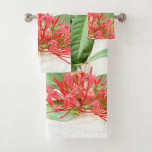 Red Jungle Geranium Oasis Bath Towel Set