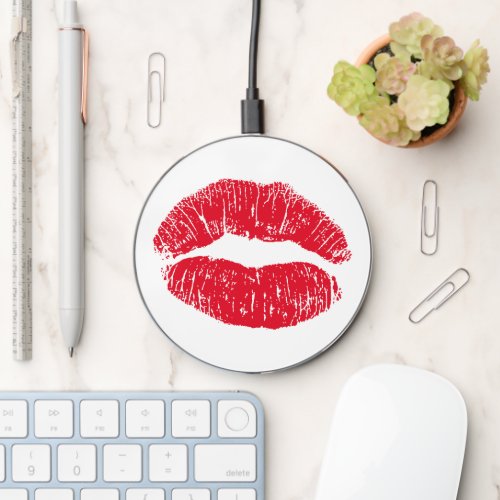 Red Kissing Lips Wireless Charger