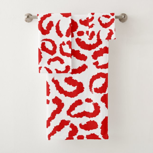 Red Leopard Pattern Bath Towel Set (Insitu)