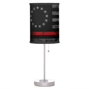 RED LINE VINTAGE BETSY ROSS AMERICAN FLAG TABLE LAMP