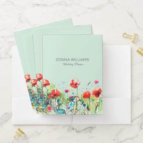 Red poppies and spring flowers On Light Green Pocket Folder