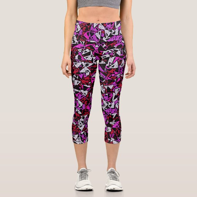 Red Purple Triangle Pattern Capri Leggings (Front)