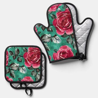 Red Rose Oven Mitt and Potholder Set