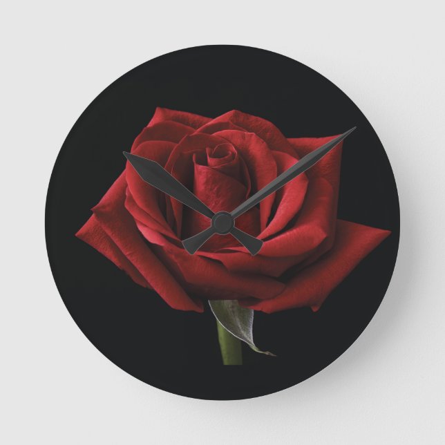 Red rose throw pillow round clock (Front)