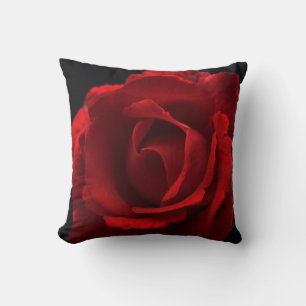 Red Rose tpcna Throw Pillow