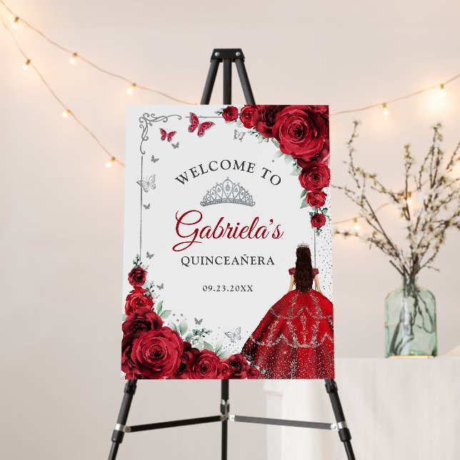 Red Roses Silver Quinceanera Welcome Foam Board (In Situ (Stand))