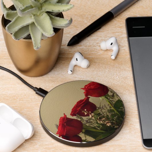 Red Roses Wireless Charger (Desk 2)