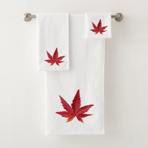 Red sinle autumn leaf bath towel set