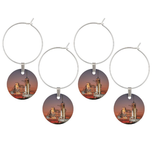 Red Sky for Space Shuttle Atlantis Launch Wine Charm (Staggered)
