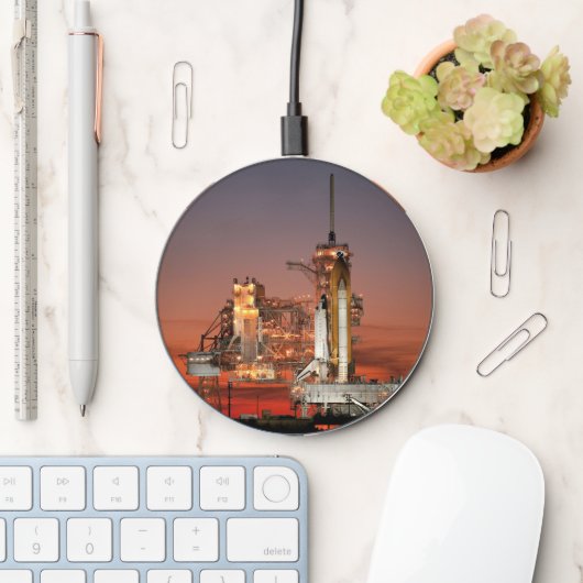 Red Sky for Space Shuttle Atlantis Launch Wireless Charger (Desk)