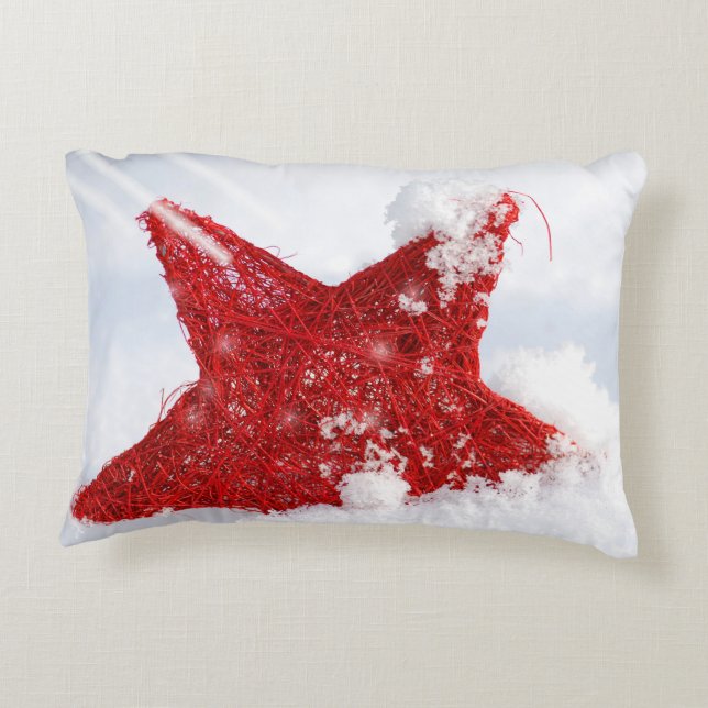 Red star in the snow accent pillow (Back)