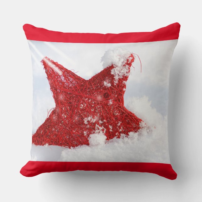 Red star in the snow throw pillow (Front)