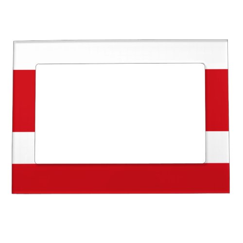 Red striped magnetic frame