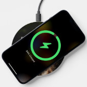 Red Tail Hawk Close Up Wireless Charger (Phone)