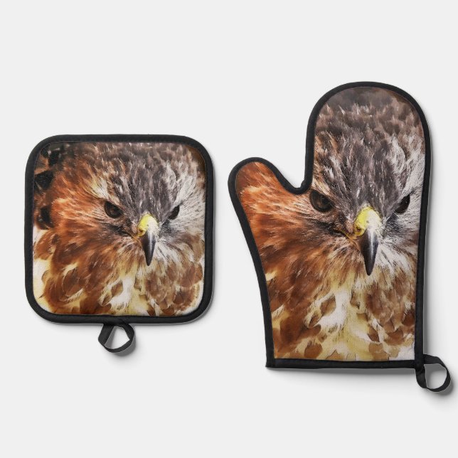 RED TAILED HAWK OVEN MITT & POT HOLDER SET (Front)