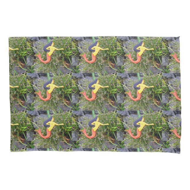 red-tailed sirenas mermaid pattern pillow case (Front)