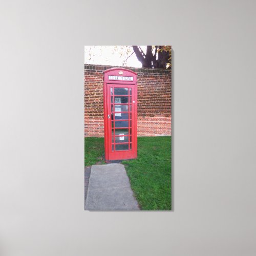 Red Telephone Box in London Canvas Print