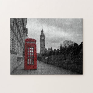 Red telephone box in London jigsaw puzzle