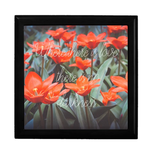 Red tulip field gift box (Front)