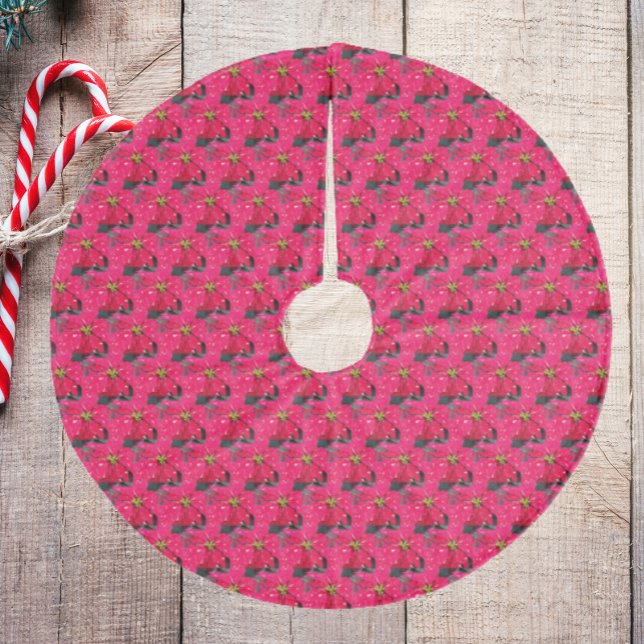 Red Variegated Poinsettia Pattern Fleece Tree Skirt (In Situ)