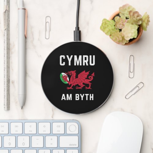 Red Welsh Dragon Cymru Roots Rugby Fan Wales Flag Wireless Charger