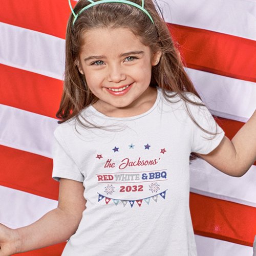 Red white and BBQ 4th july patriotic fireworks T_Shirt