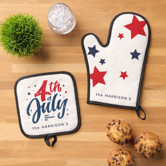 Red White Blue Independence Day 4th Of July Oven Mitt & Pot Holder Set (Top Down)