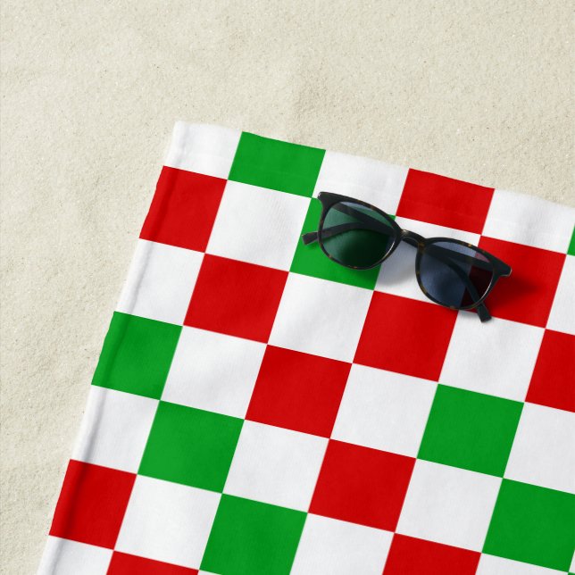 Red White Green Checkered Pattern Design  Beach Towel (In Situ)