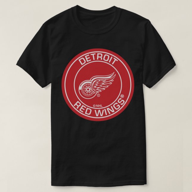 red wings-detroit  Essential T-Shirt (Design Front)