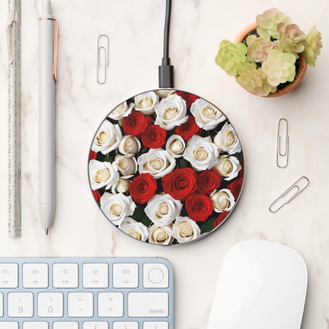 RedandWhiteRoses Wireless Charger (Desk)