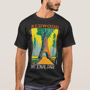 Redwood National Park Chandelier Tree Distressed V T-Shirt