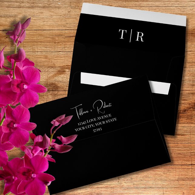 Refined Simplicity Black and White Wedding  Envelope (Creator Uploaded)