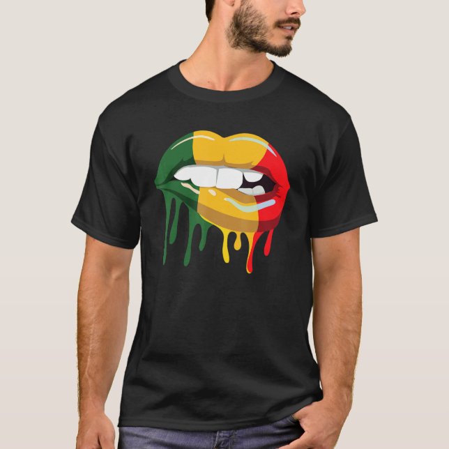 Reggae Music Jamaica Kissing Lips Flag Rastafari R T-Shirt (Front)
