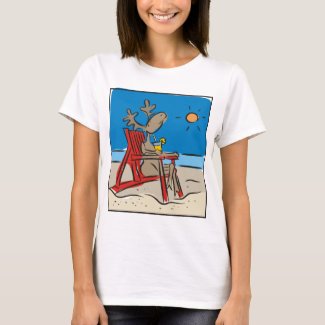 Reindeer on the Beach Holiday Fun T-Shirt