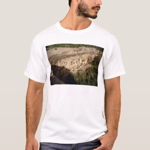 Remains of Pueblo Indian cliff dwellings T-Shirt