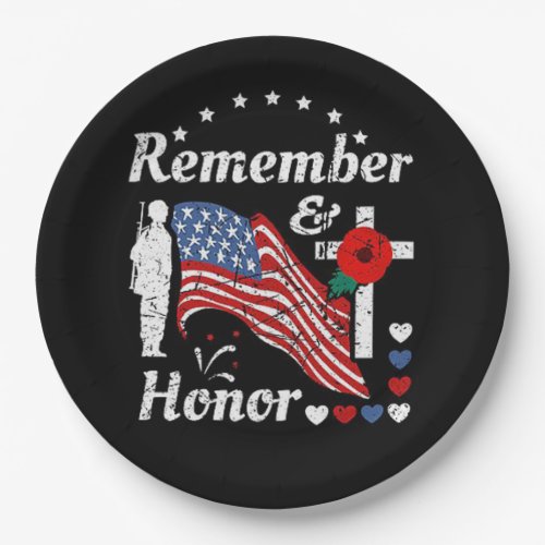 Remember And Honor Memorial Day Paper Plates