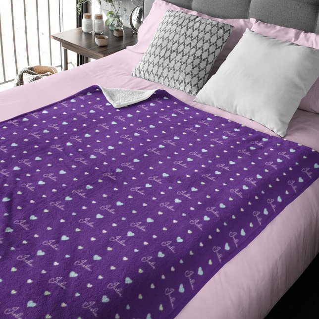 Repeating custom name with hearts deep-purple fleece blanket (Creator Uploaded)