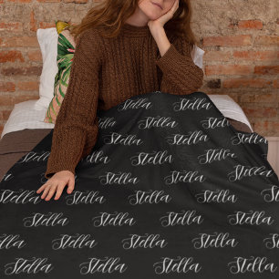 Repeating Name all-over Black Fleece Blanket
